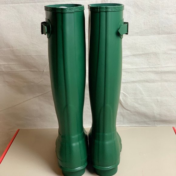 Hunter Women's Green Rain Boots - Picture 4 of 5